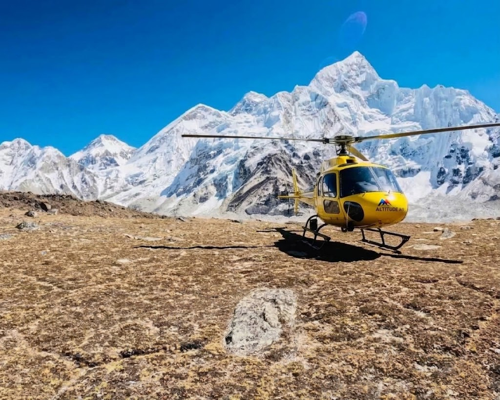 Namche to Lukla helicopter flight